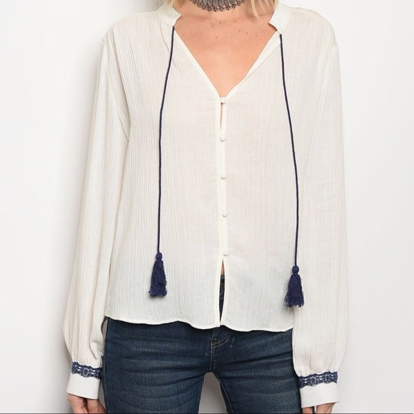 Tops - 🌹 TASSEL  LONG SLEEVE BLOUSE 🌹